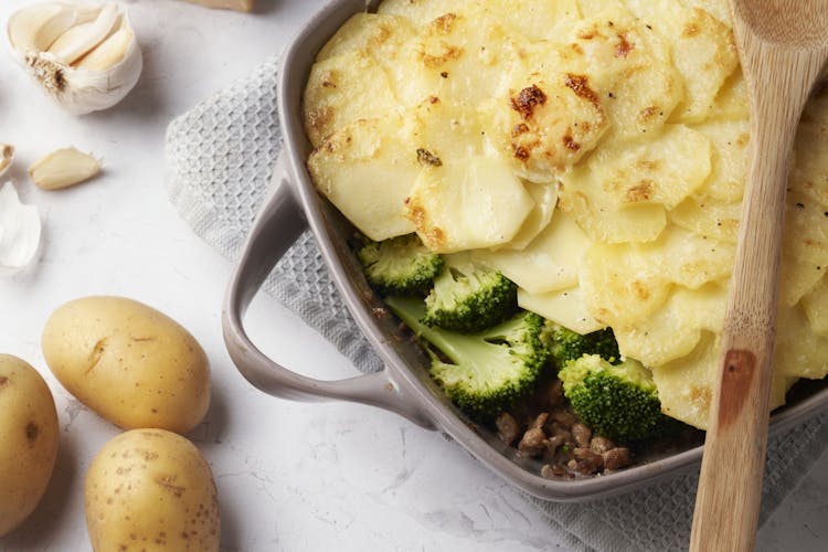 Ovenschotel met veggie gehakt en broccoli